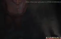 مثير فاتنة الأسود الملاعين لها ضيق في سن المراهقة كس.