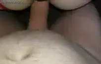 سخيف زوجتي على سريرها في غرفة أمهاتها.