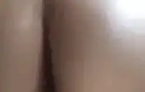 شعر الهواة في سن المراهقة مارس الجنس في الحمار من قبل الديك.