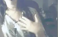 جبهة تحرير مورو الإسلامية القذرة مع كبير الثدي يعطي رهيبة الحلق العميق bj إلى مسمار الشباب قرنية