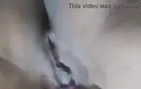 مثير لاتينا في سن المراهقة كاتي فوكس يأخذ الديك الدهون في بلدها الحمار.