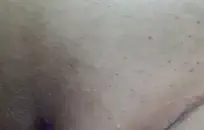 Lezdom dominatrix يقوم بتشغيل جهاز التحفيز الكهربائي على الأنثى الخاضعة