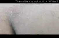 في سن المراهقة تمتص ويحصل مارس الجنس قبل السرير من قبل الرجل العجوز.