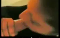 اضطررت إلى كسر الجوز في فمها.