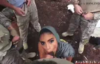 Tattoed الجمال يستمني مع دسار و cums في.