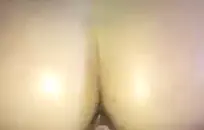 إنها تعرف كيف تركب القضيب.