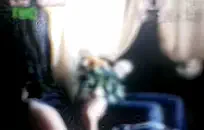 زوجة الهواة جبهة تحرير مورو الإسلامية الملاعين أمام بعل لها.