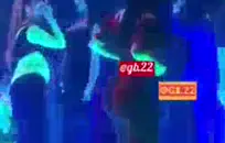 فتاة شابة استغل من قبل الفندق مقابل مكافأة نقدية