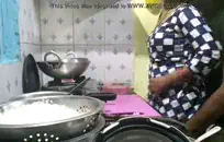 في سن المراهقة مفلس يلعب مع دسار حتى أنها فرتس.