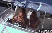 أنا لست عاهرة أنا أحب الديك الثابت