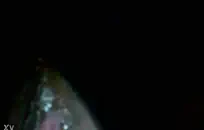 خنثي في ​​جوارب سوداء استمنى و cums مع لعبة لها.